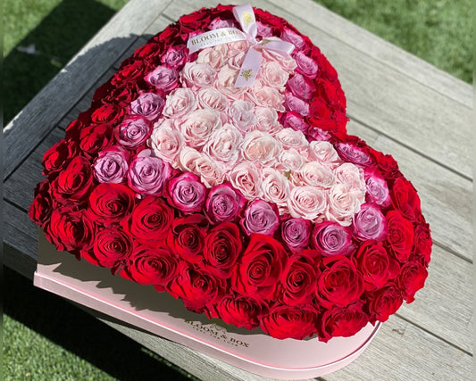 FEEL THE 3D LOVE - bloomandboxflowers