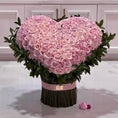 Load image into Gallery viewer, Standing Lover Heart - bloomandboxflowers
