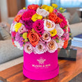 Load image into Gallery viewer, The Brighting Chic - bloomandboxflowers
